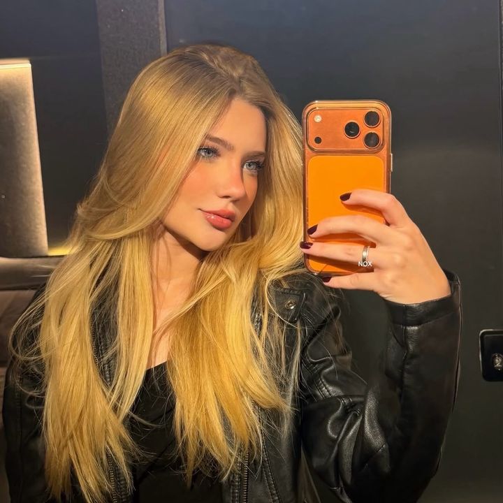 Jennifer r4z