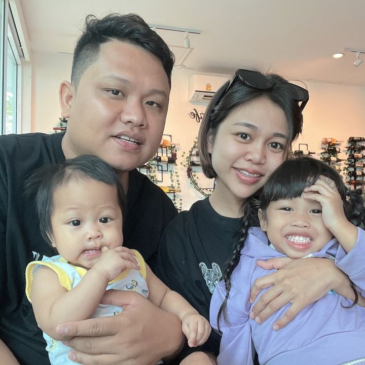 ใบตองแฟมิลี่👨‍👩‍👧‍👧