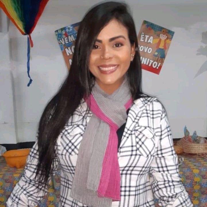 Lia Mello