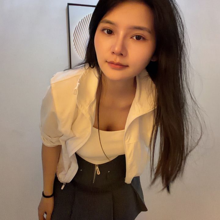 佳佳