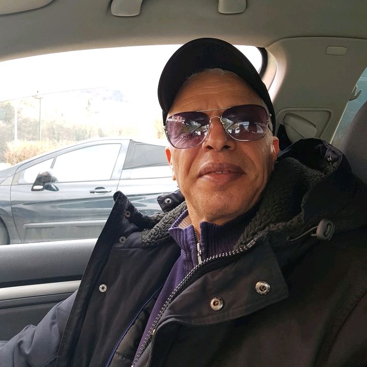 Rh Mbarek
