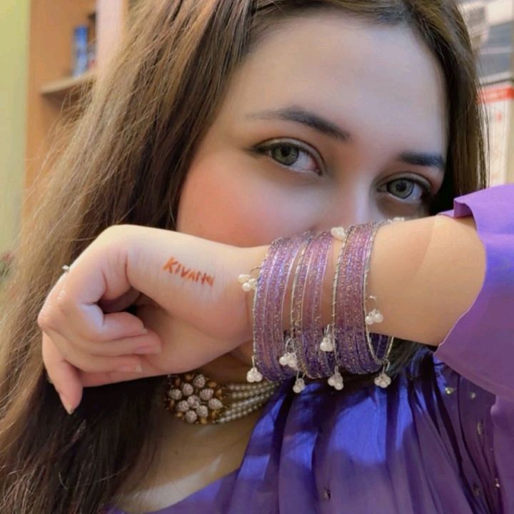 emaan_butt35