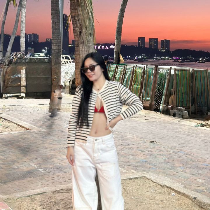 Bee Wilaiwan🌻✨