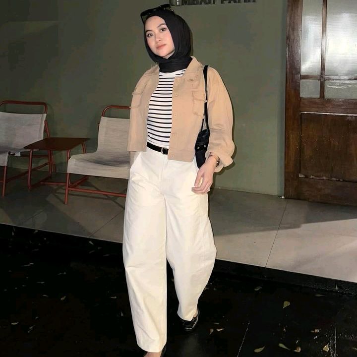 Nia Amzar