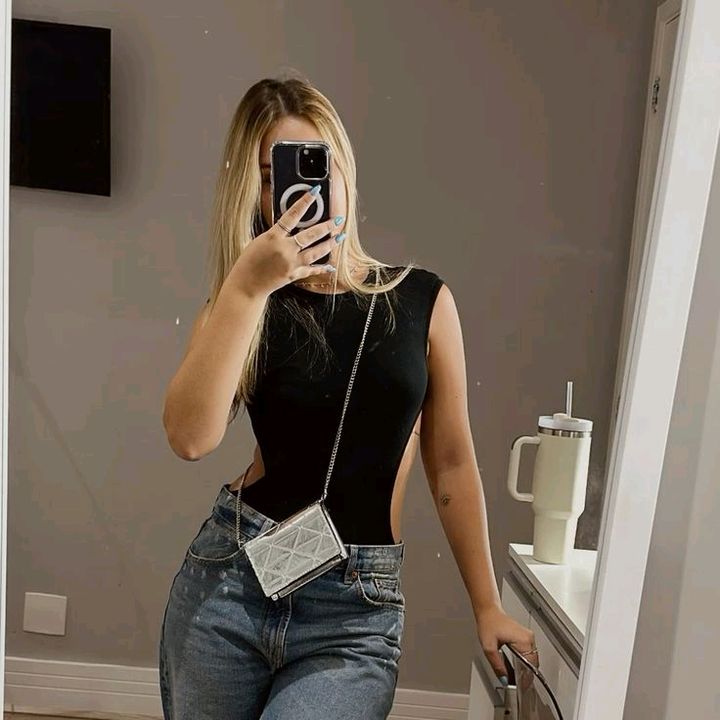 Letícia martins