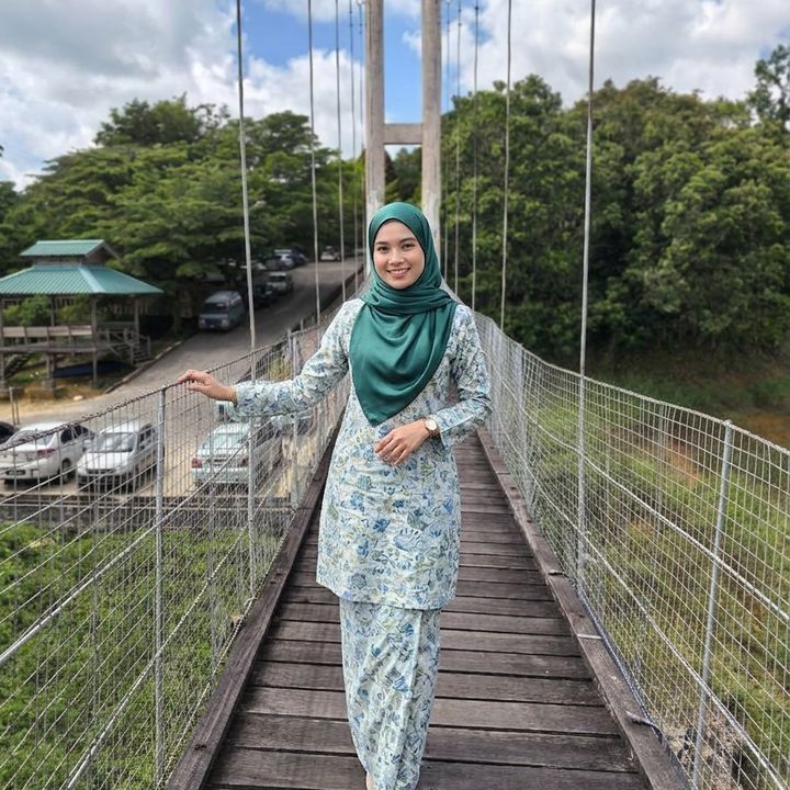 Cik Fazira