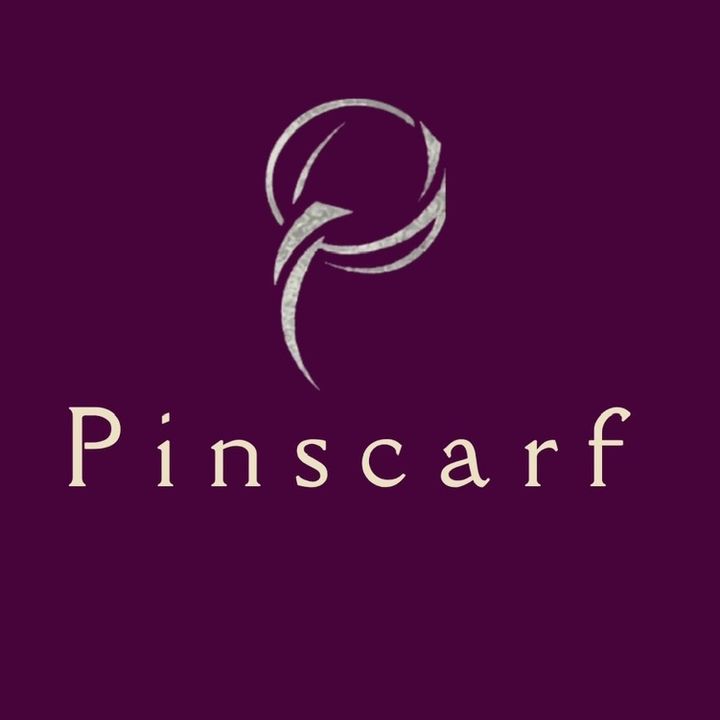 •With Pinscarf•