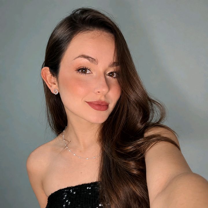 Alyne Campos | Shop Creator