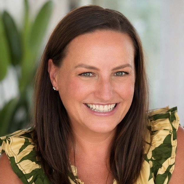 Holly | Midlife Health Hacker