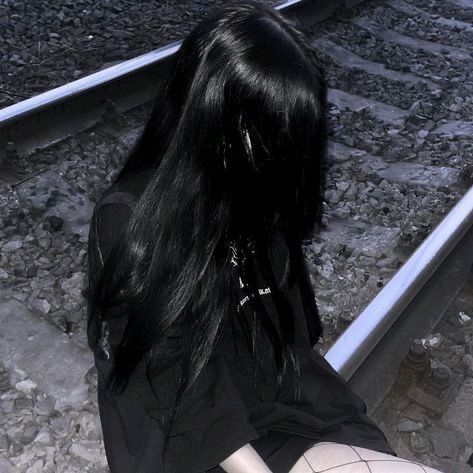 𝑳𝒊𝒛𝒛𝒚౨ৎ˚₊‧