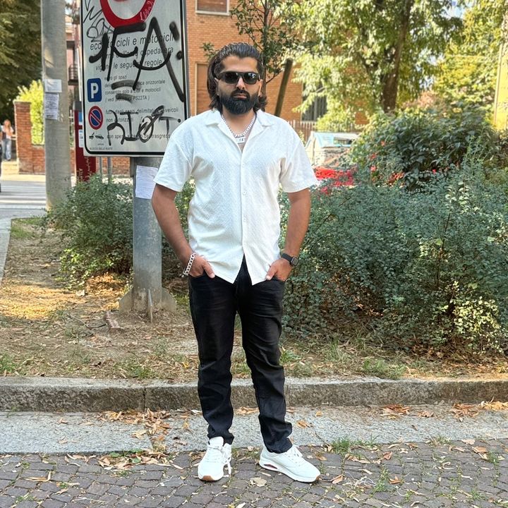 BOSS JUTT 🇵🇰🇮🇹