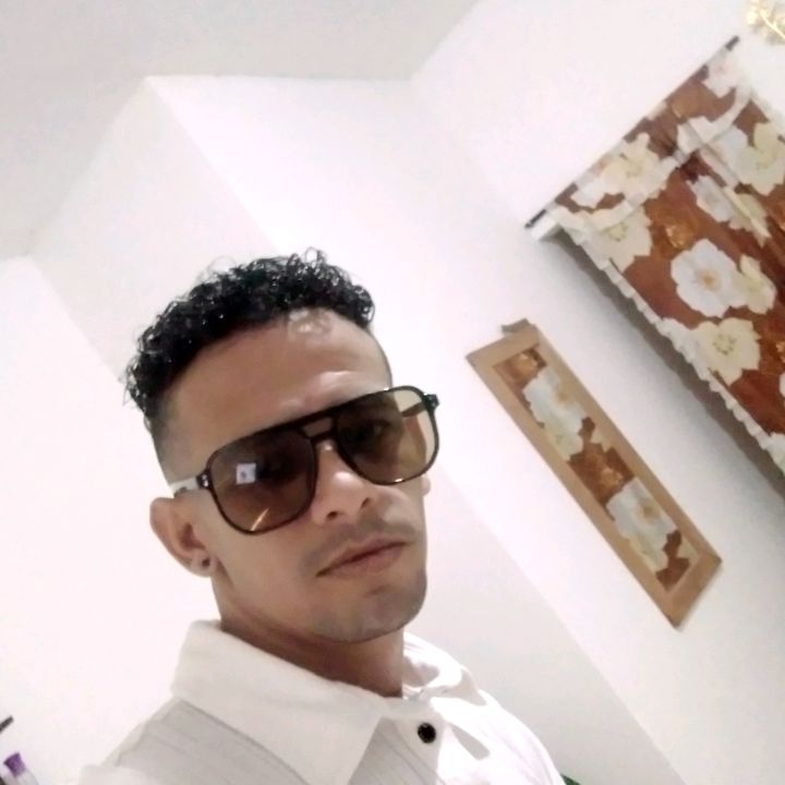 Rojas 23