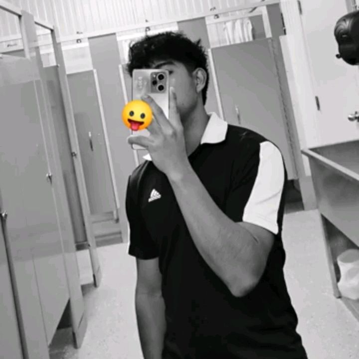 karely 🦦💗