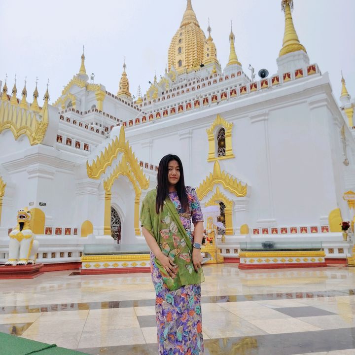 🇲🇲MayHinThar🇯🇵မေင်္ဟသာ🍀🍀