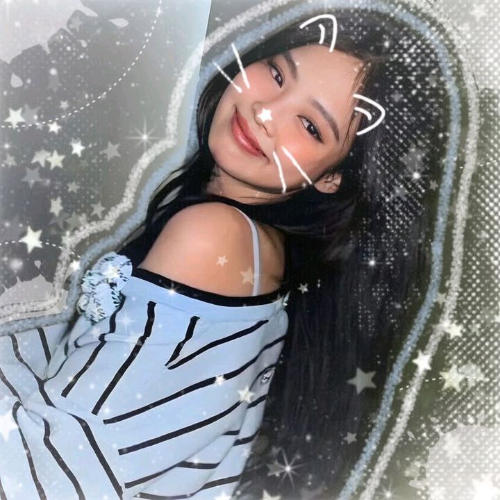 «★»