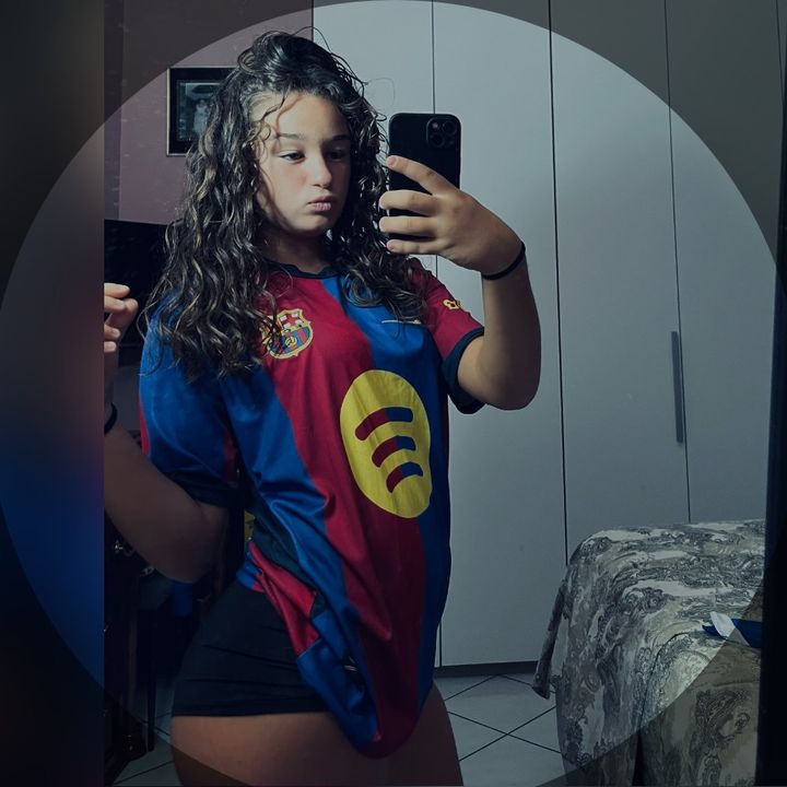 👸🏼🇦🇱