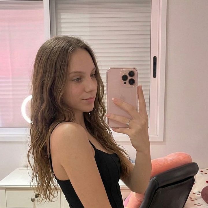 carolinasantosz