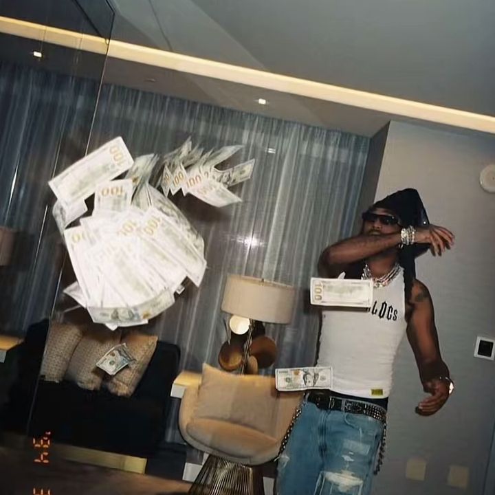 R V M Ø N 💷