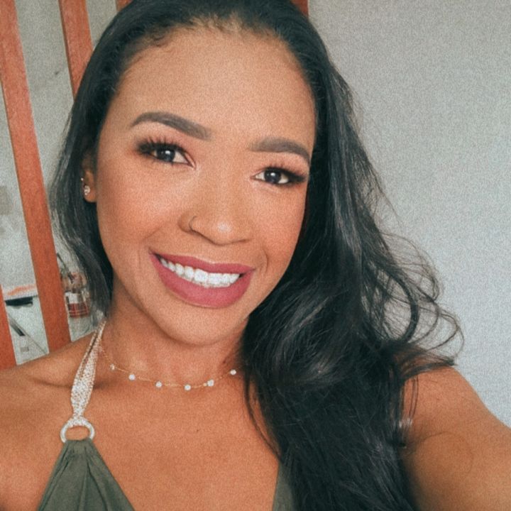 Thais Vargas