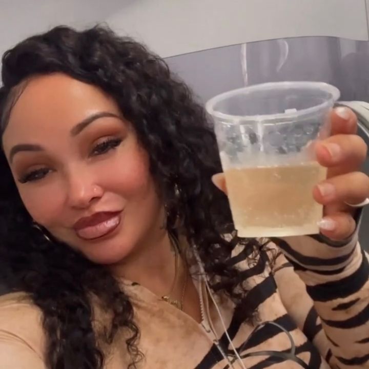 BehindTheScenewithQueenC