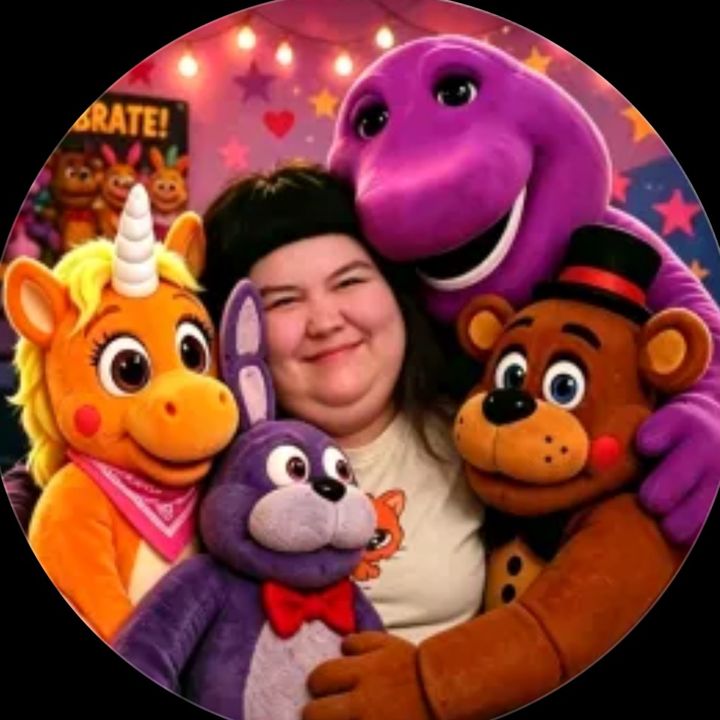 lory__fnaf💜🎸🐰🍕🧁🦊🐻🐥