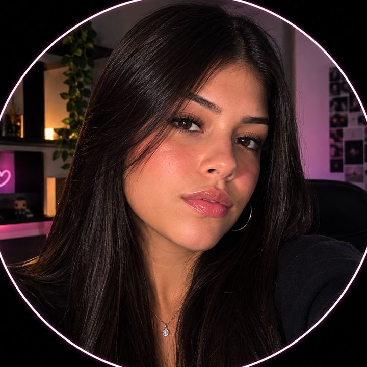 Mayumi Alves Creator