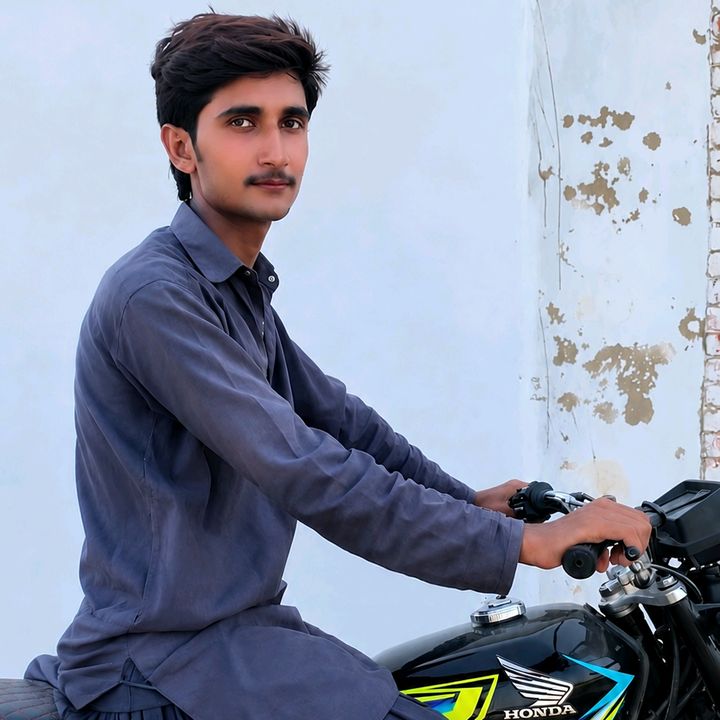 🥰🥰Hasnain Khan 🥰🥰
