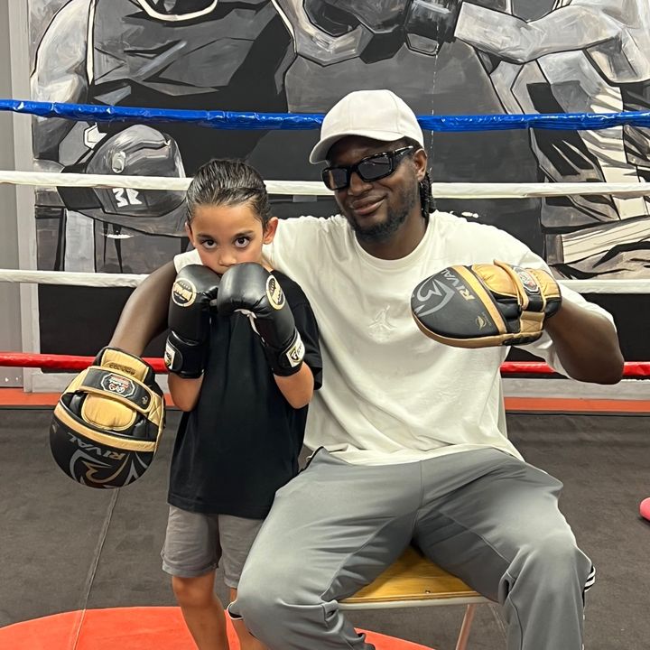 Aaron Punch🥊