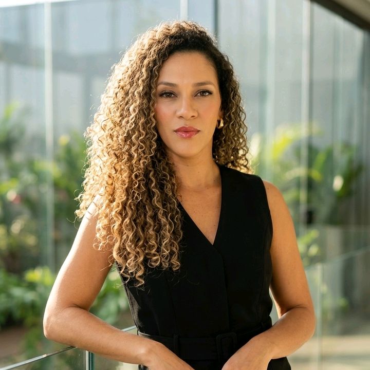 Line Medeiros