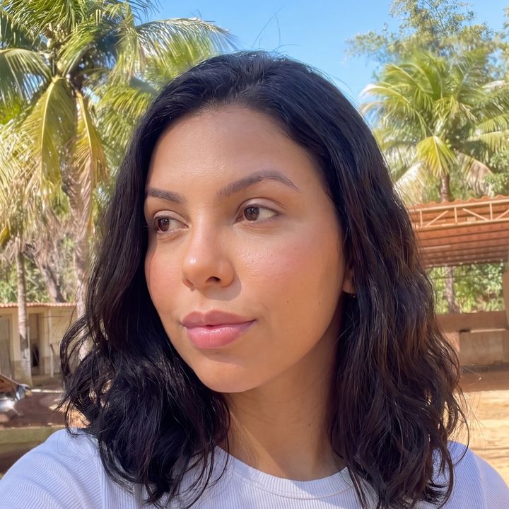Laura 🦋