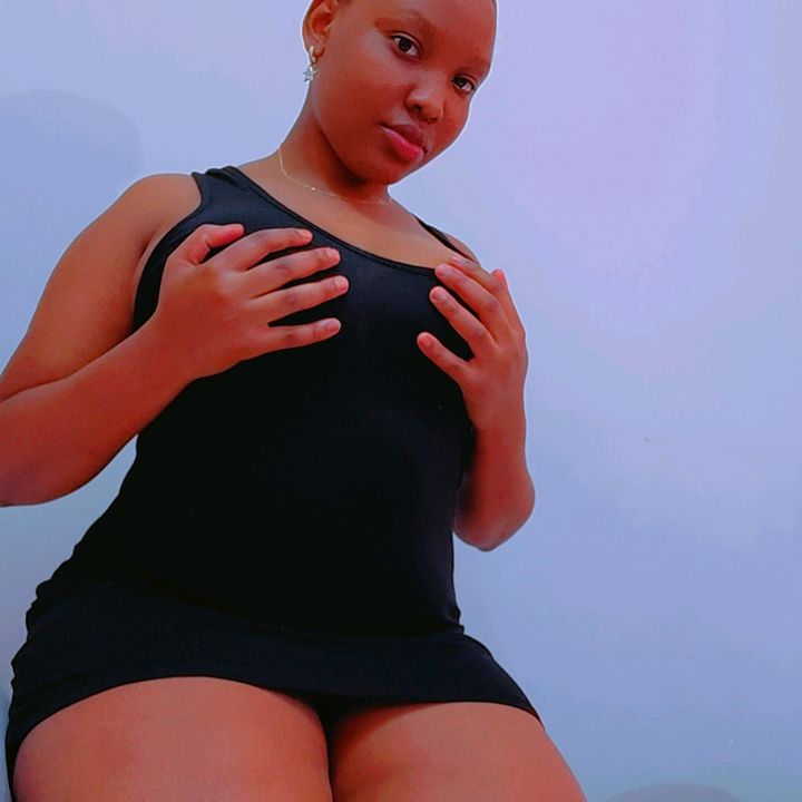 CYNTHIANYAAH🇰🇪🇰🇪