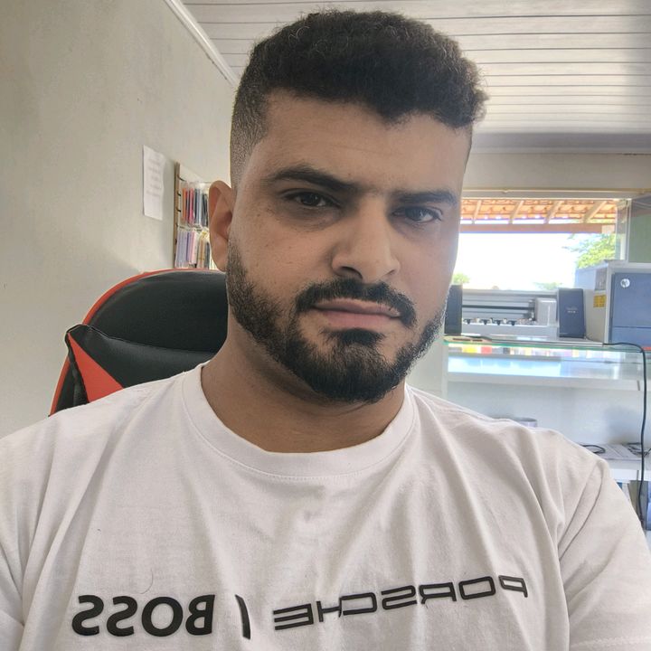 Carlos shop 330