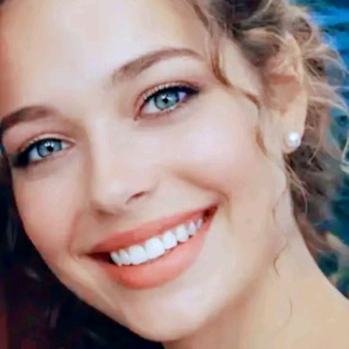 😻 Luiza Helena 😻