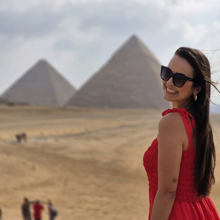 Renata Melo | Creator