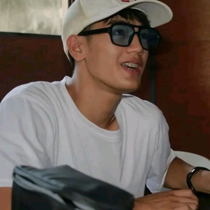 .