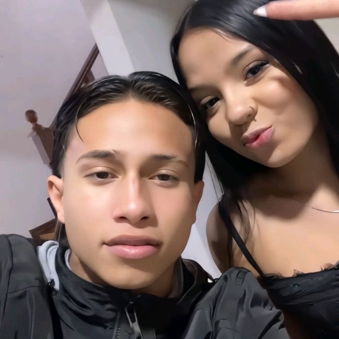 colombiano e Karolzinha