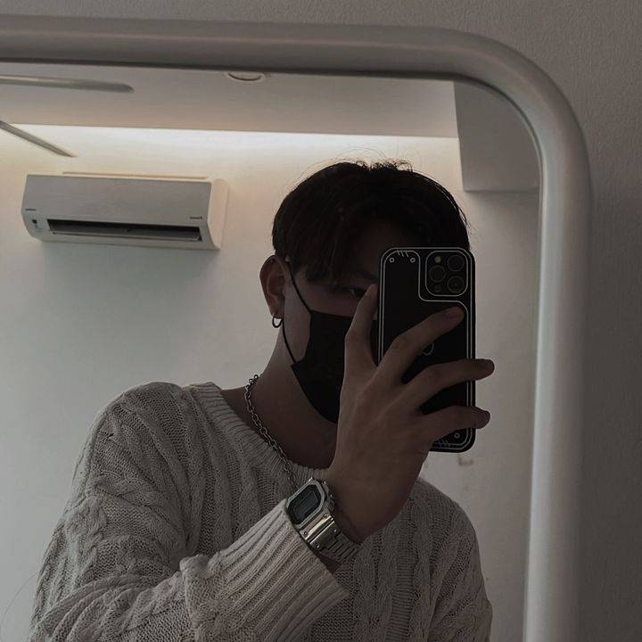 木子李798。