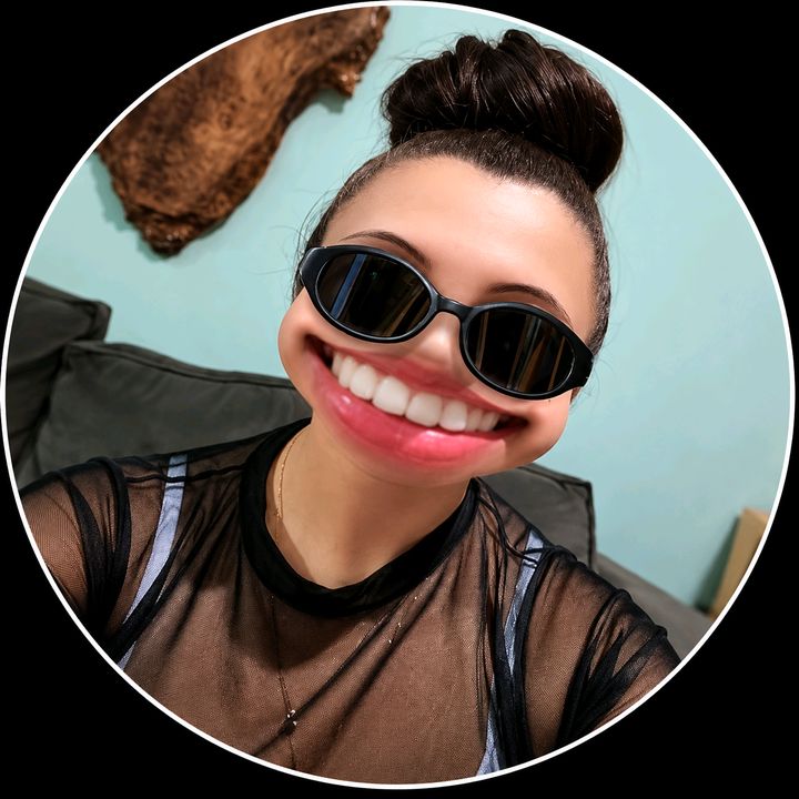 Naiane S