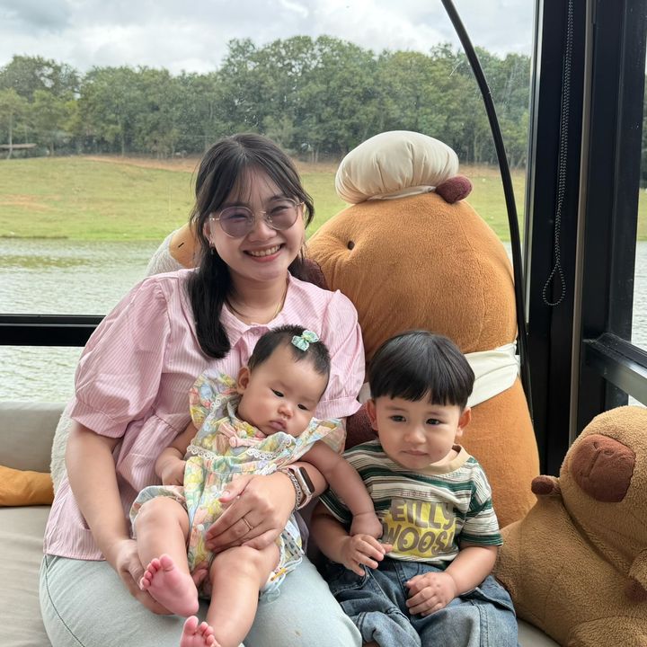 นนนี่แม่เกี๊ยวกับผักบุ้ง