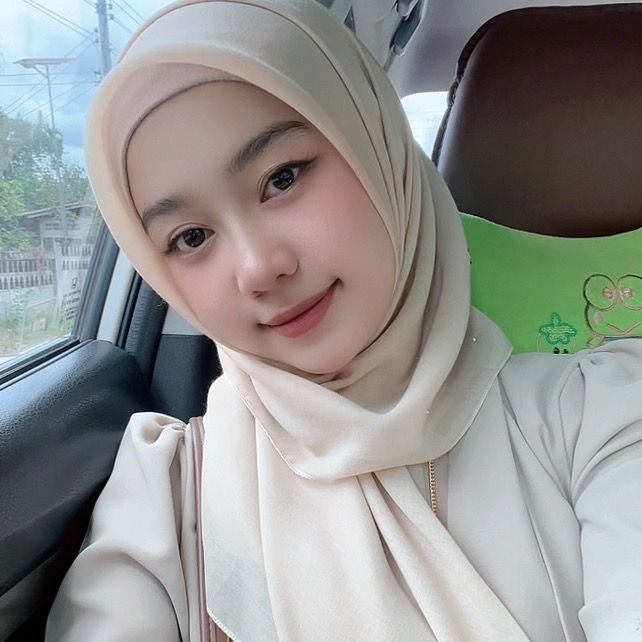 She Needa 👧🏻 (14.2k)