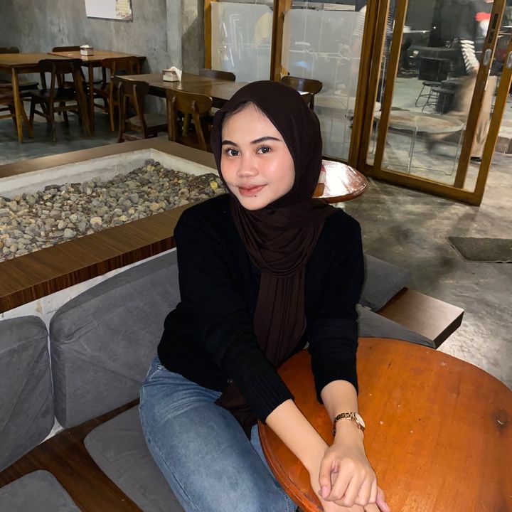 dinaaa lucu