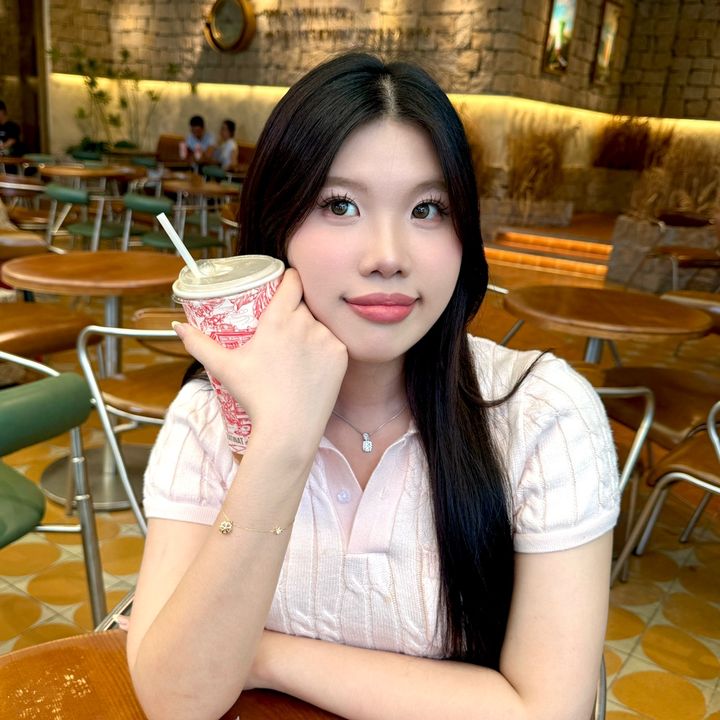 Thu Nguyệt