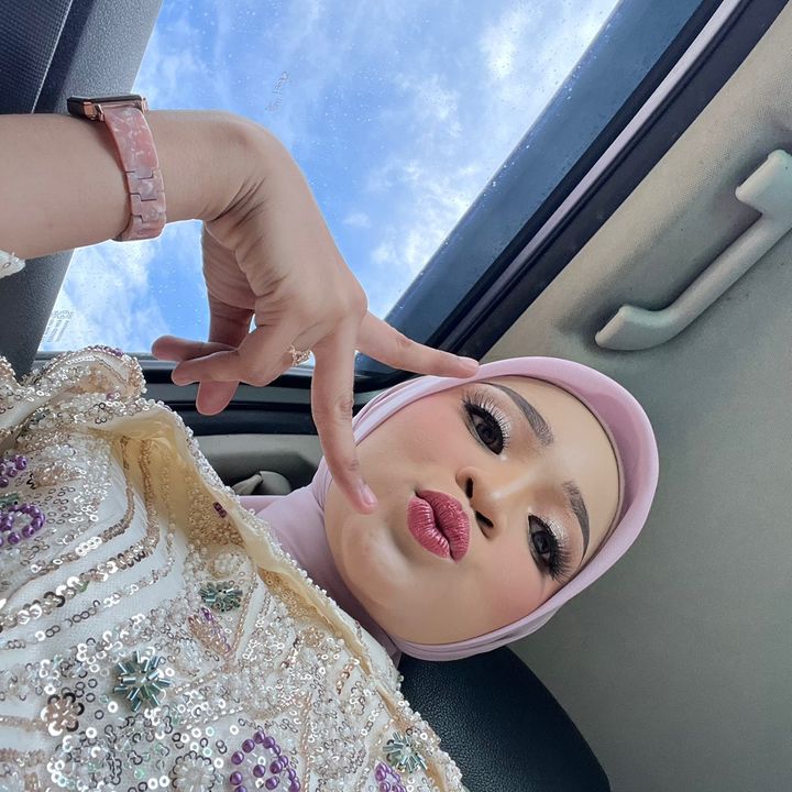 YES I'M LINDA