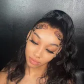 Loni ⭐️