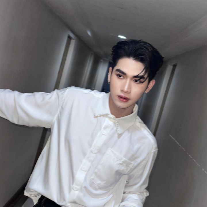 เวฟ นวพล