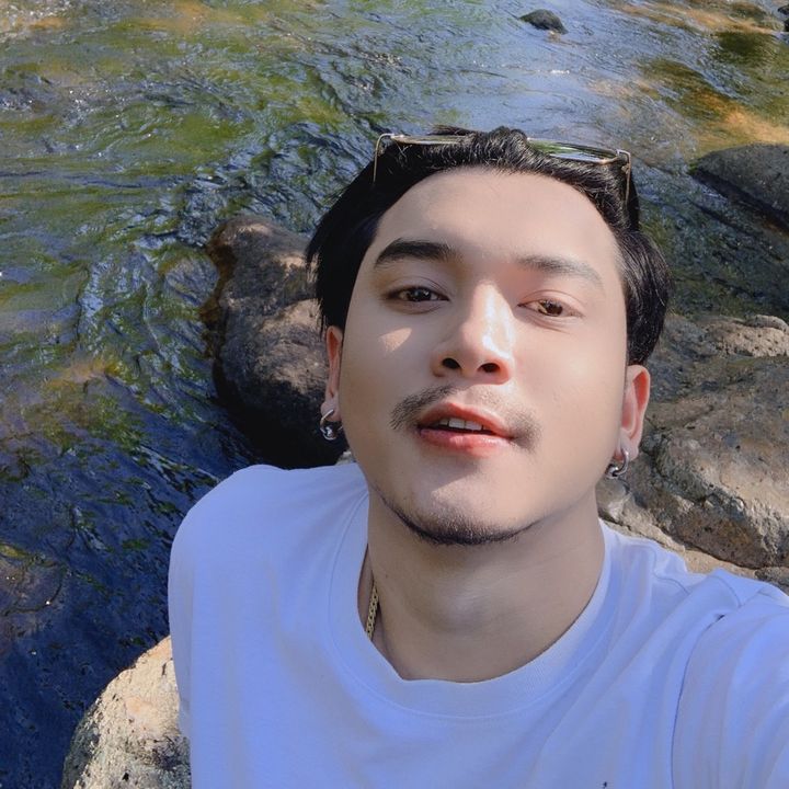 ธีร์ เดียวพอ