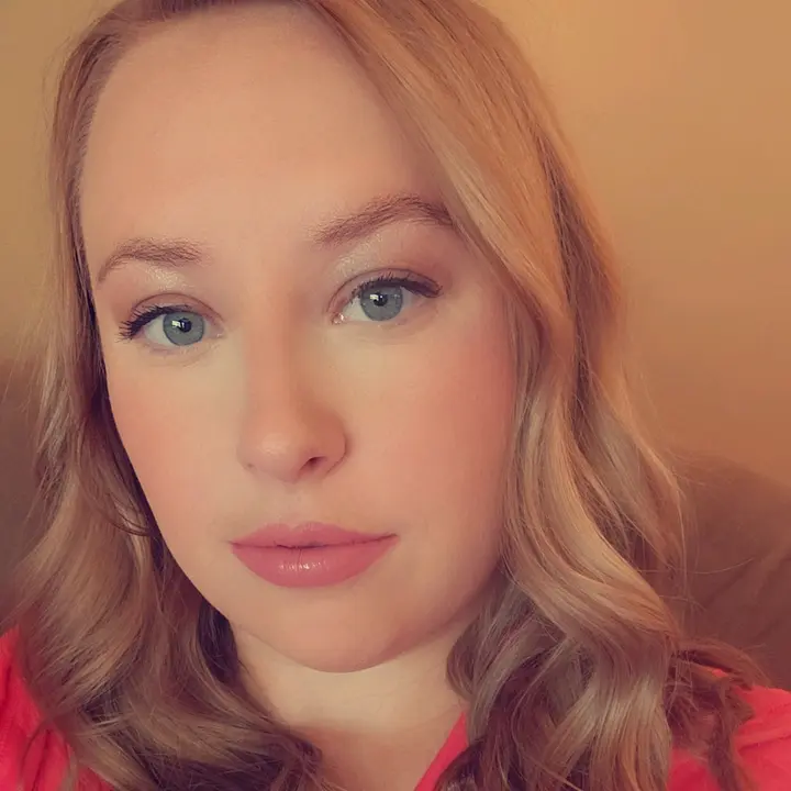 Sarah | SAHM + lifestyle