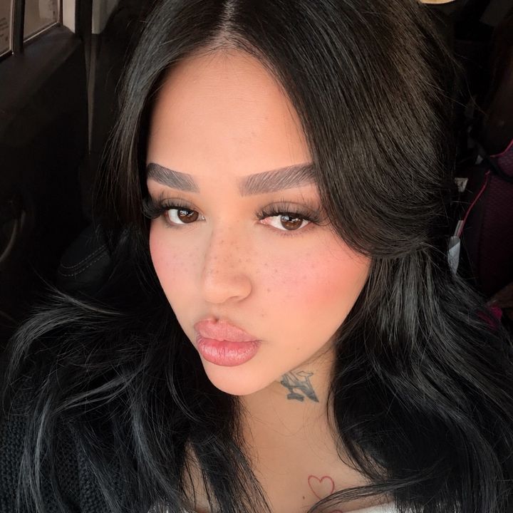 nelaazubia
