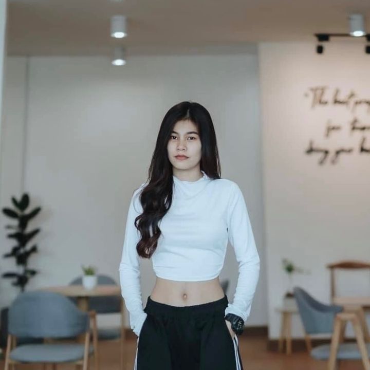 •บุ๋มบิ๋มไม่กินผักใบเขียว•😣
