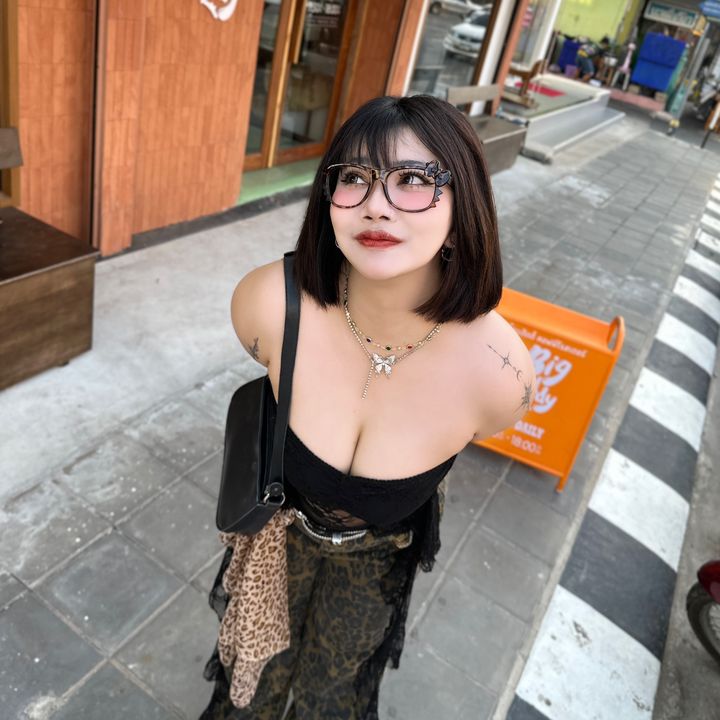 153cm